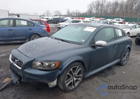 2009 Volvo C30 T5/T5 R-Design z USA, uszkodzony, nr VIN YV1MK672892140329